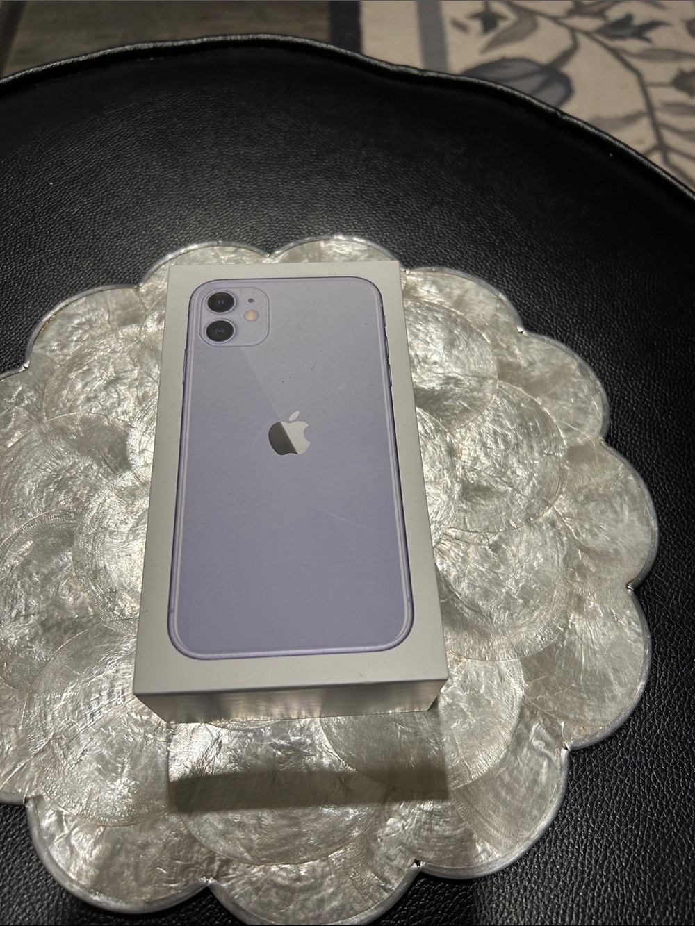 Apple iPhone 11 in Lavender Purple - Unlocked 64GB